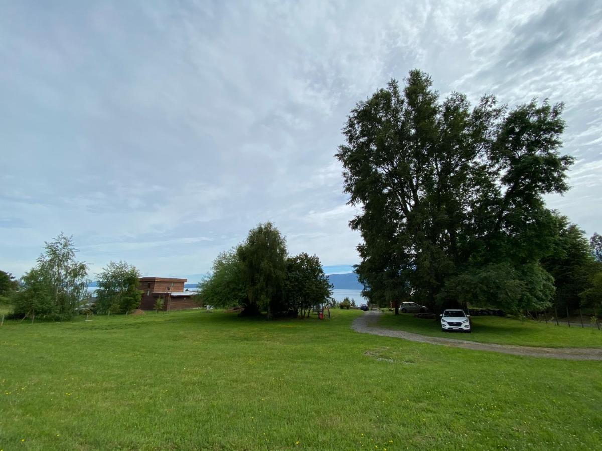Cabañas Ayalén con vista al Lago Pucón Exterior foto
