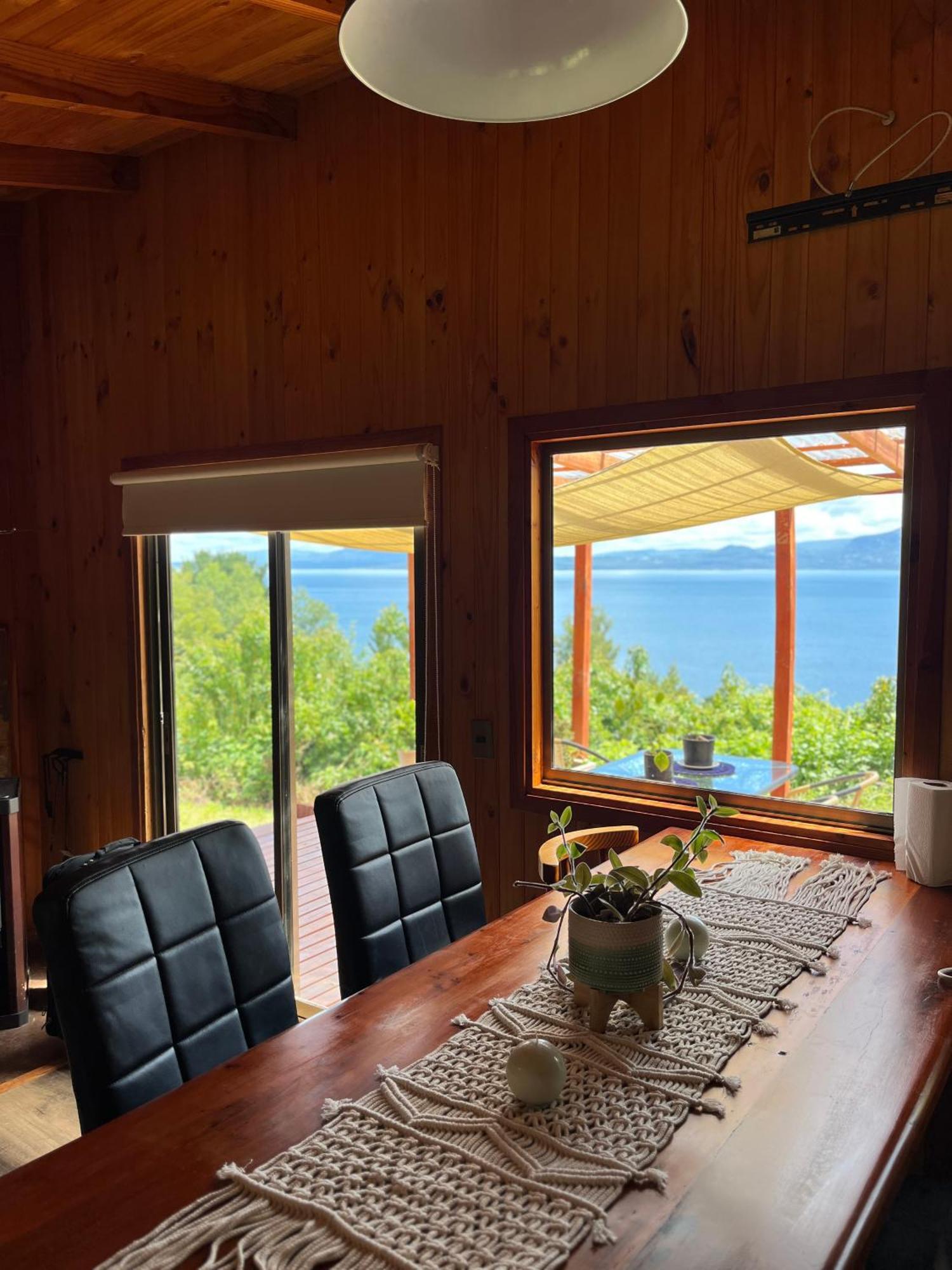 Cabañas Ayalén con vista al Lago Pucón Exterior foto